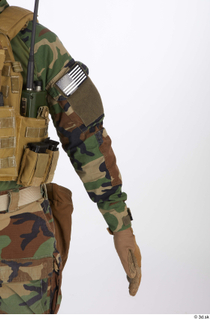  Photos Casey Schneider Army Dry Fire Suit Uniform type M 81 Vest LBT 6094A arm 0004.jpg